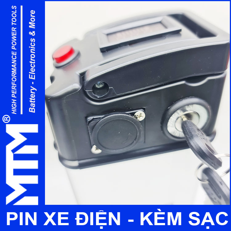 cong-khoa-Pin-xe-dien-30A-leb-bao-pin.jpg